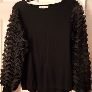 Sioni Black Ruffled Sleeve Blouse